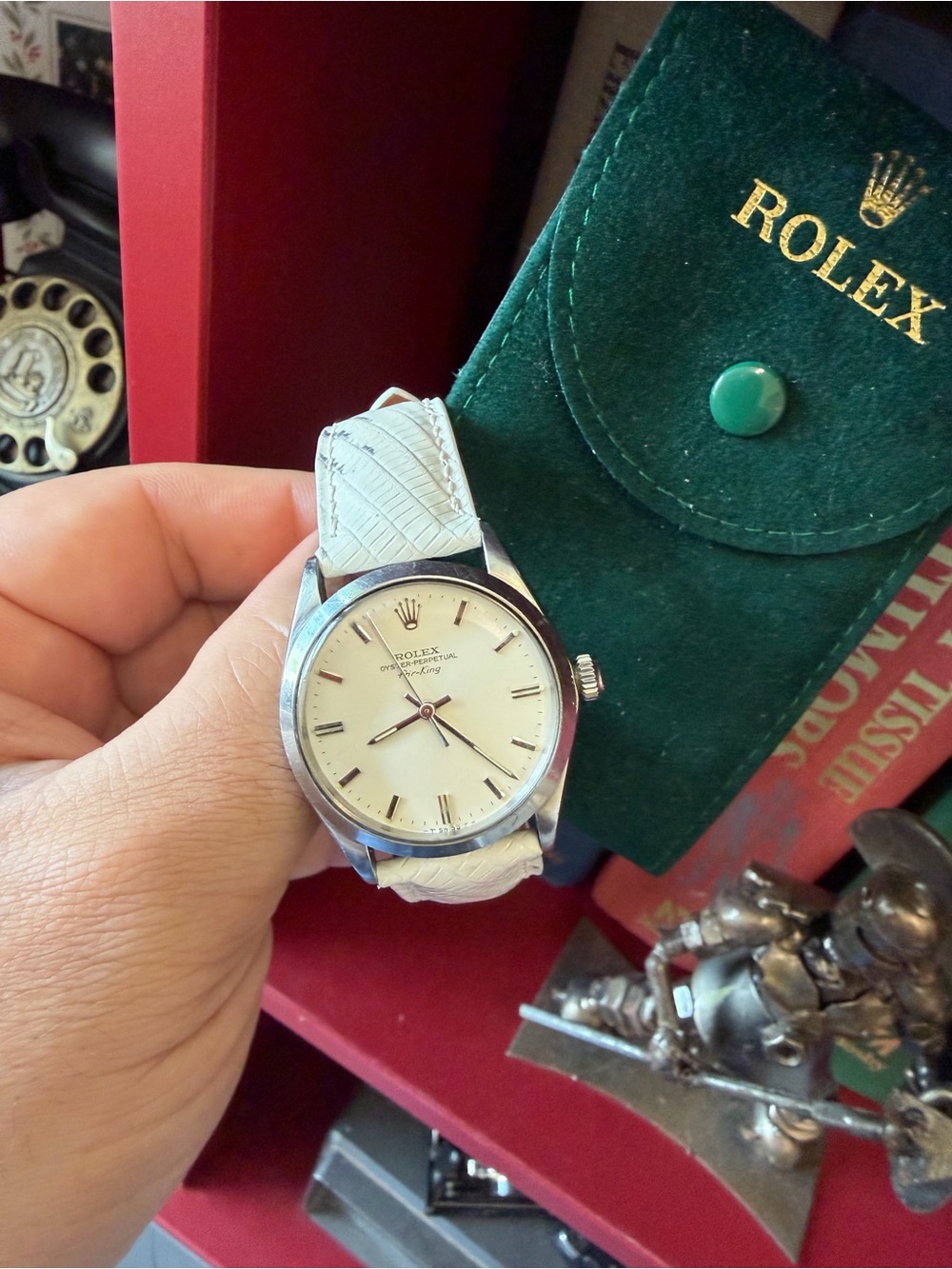 Rolex Air-King Ref. 5500 w legendary 1520 movement! Great condition & Elegant 👌✨